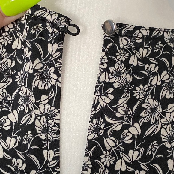 H&M Floral Short Sleeve Spring Summer Dress - Picture 10 of 16